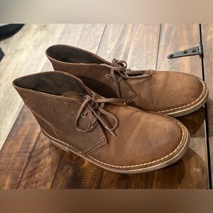 Men’s CLARKS Chukka Boots Men’s Sz 10M Brown Leather 15522